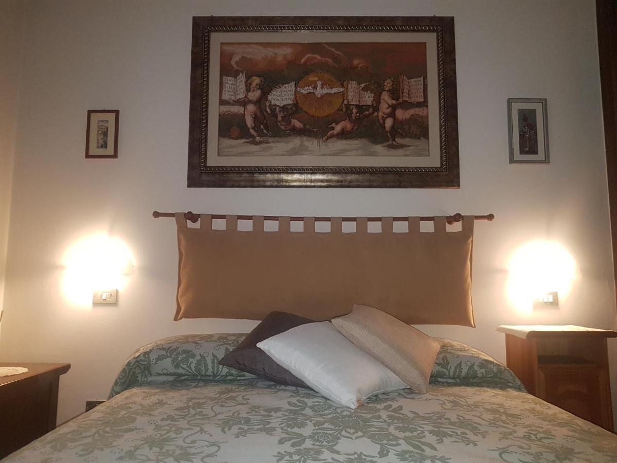 La Casa Blanca Bed and Breakfast Grottammare Exteriör bild