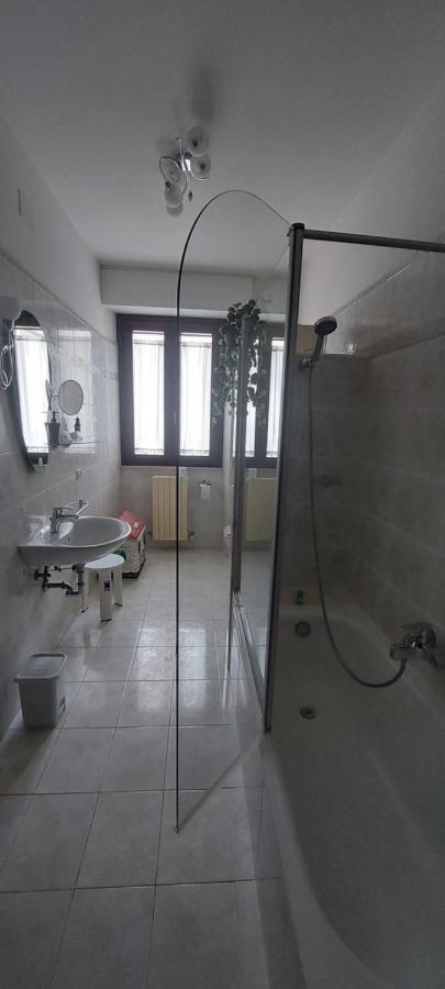 La Casa Blanca Bed and Breakfast Grottammare Exteriör bild