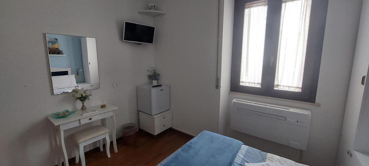 La Casa Blanca Bed and Breakfast Grottammare Exteriör bild